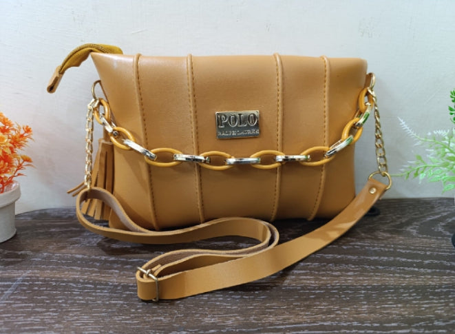 Chain Strap Handbags: A Fashion Staple for Every Wardrobe